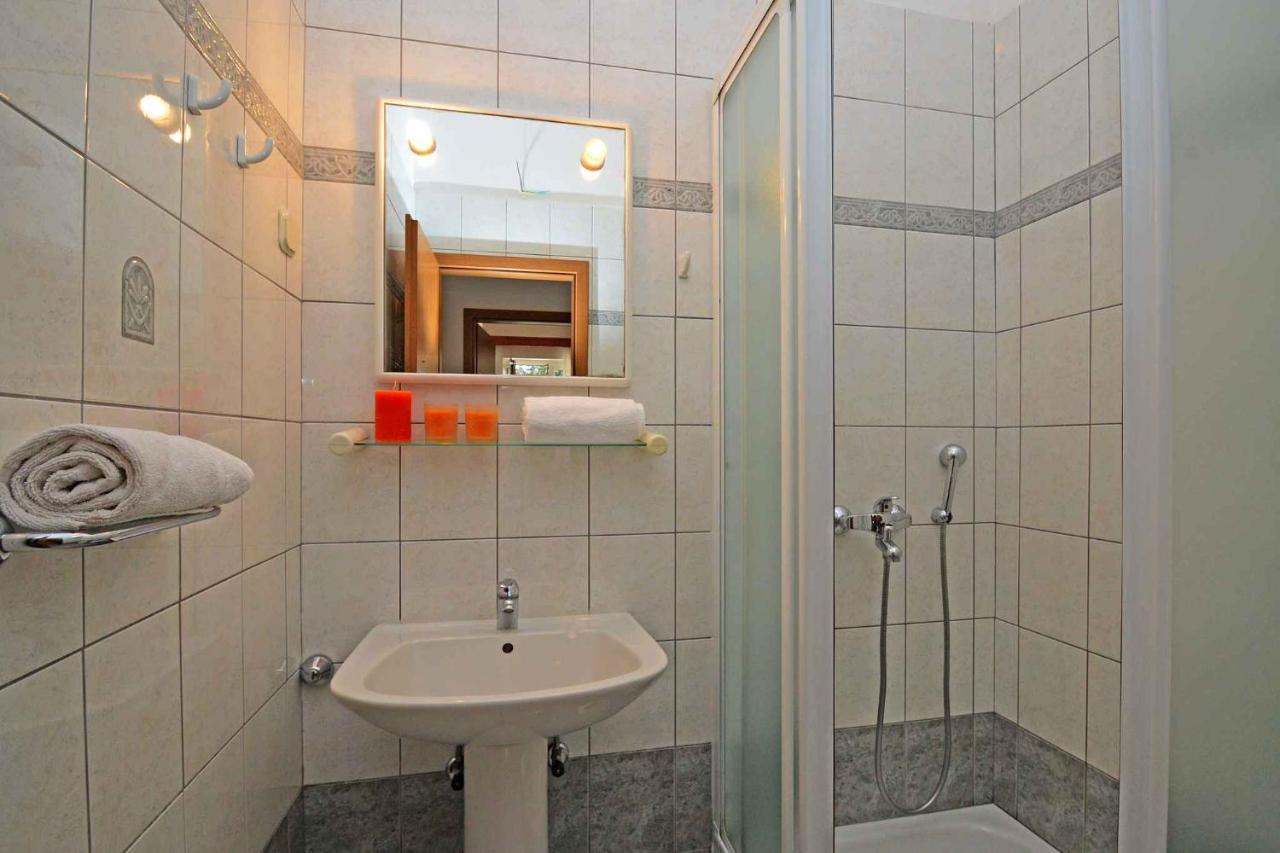 Apartment Rabac 10 Eksteriør billede